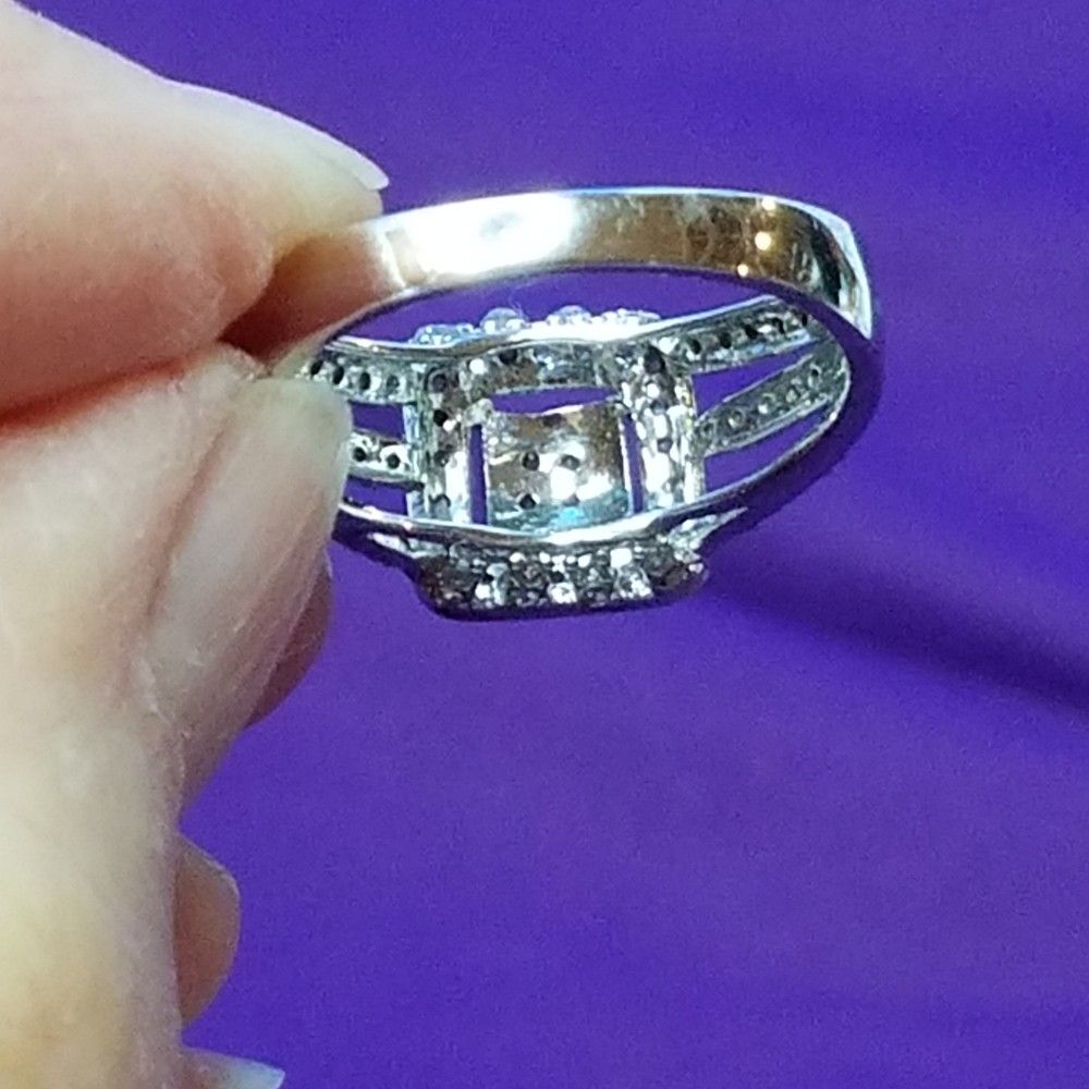 Diamond Cluster Ring - Picture 13 of 14